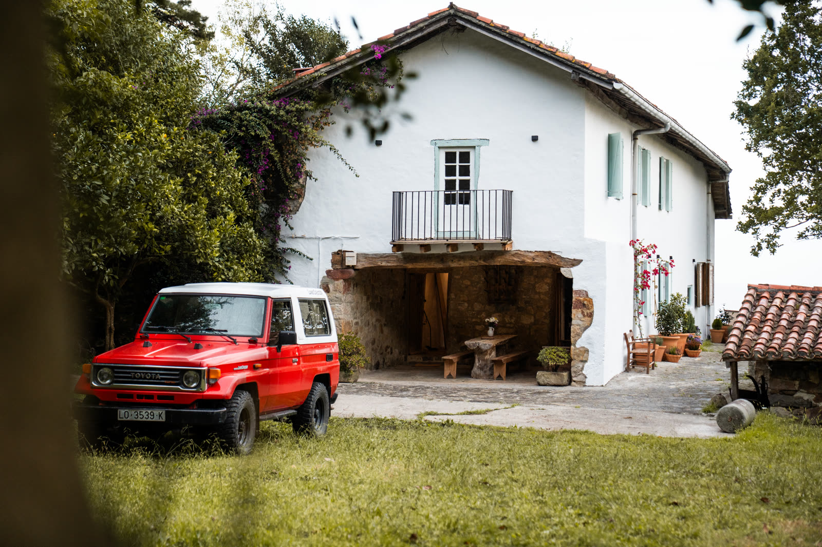 Fachada del caserío Sanjoanalde Baserria